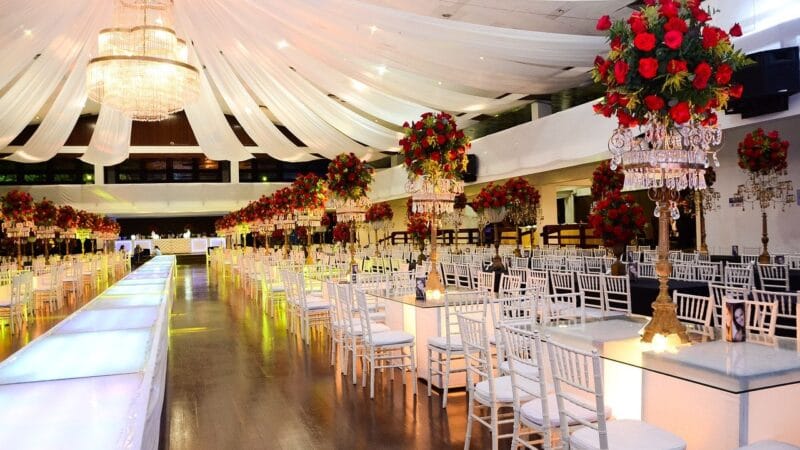 Comment organiser une réception en entreprise sans stress